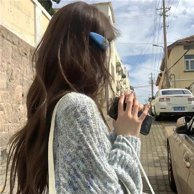 他的脑子有病